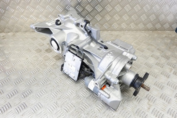 Rear reducer BMW X1 F48 8692605 2 0L gasoline 141kW 2019