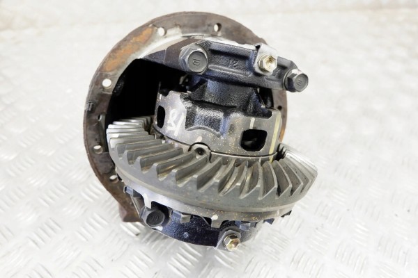Reductor trasero TOYOTA LAND CRUISER 120 (J12) 411106A360 3.0L diésel