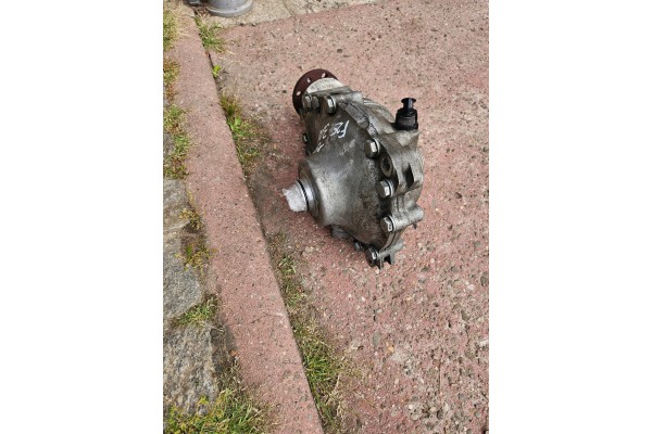 FRONT DIFFERENTIAL BMW 3 08 7591997 BMW F30 F31 F32 F36 F25 F26 F10 Car type 4x4 SUV passenger cars
