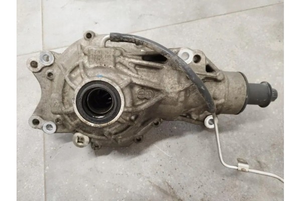 Front reducer LAND ROVER RANGE ROVER VELAR L560 J8A23017BB gasoline