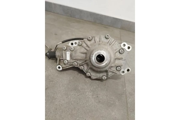Reductor delantero LAND ROVER RANGE ROVER VELAR (L560) J8A23017BB gaso