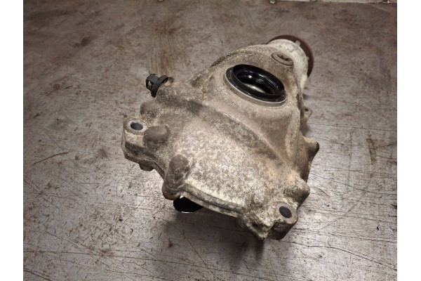 GENUINE BMW 3 F30 F35 F31 2013 Front Differential 7590898 Catalog number of the original E237133