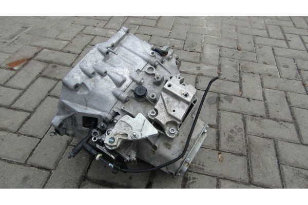 CITROEN DS3 1 6 THP GEARBOX 20EA31 Catalog number of the part 20EA31 CITROEN DS3 SKRZYNIA BIEGOW