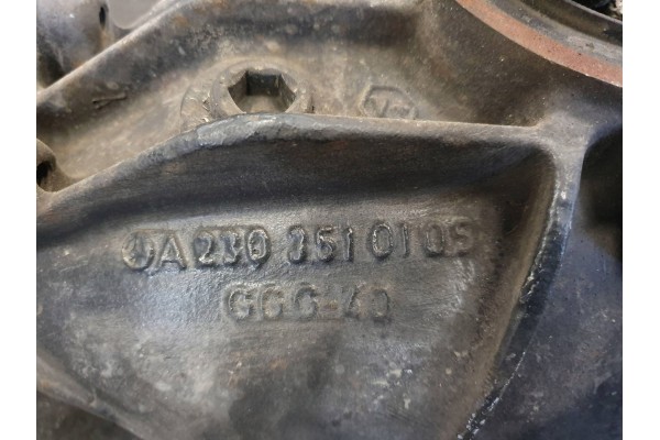 Rear differential Mercedes Benz SL 500 R230 5 0B 2001 A2303510105 Part manufacturer Mercedes Benz OE