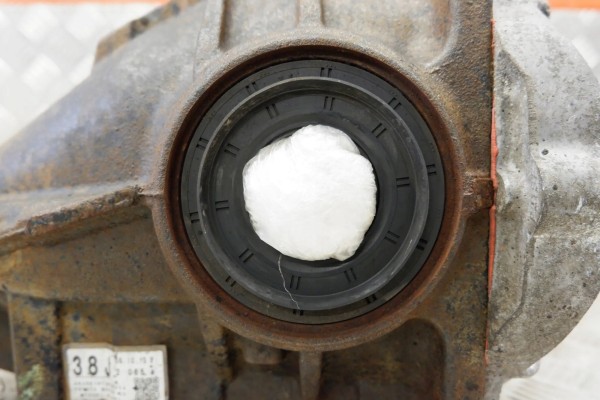 Rear reducer LEXUS LS _F4_ 4111050261 4 6L gasoline 280kW 2006 Catalog number of the original 4111050261