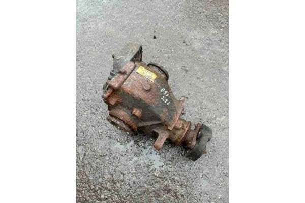 Rear reducer BMW 3 Convertible E93 7572522 2 5L diesel 2012