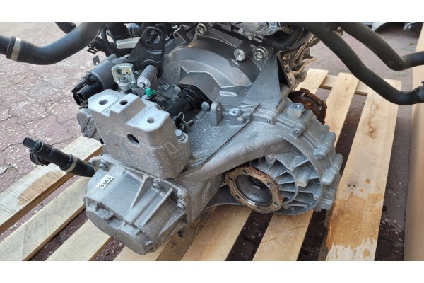 SKRZYNIA BIEGOW SEAT IBIZA V 1 0 TSI UHC 6 BIEGOW 2022 NOWA Part manufacturer Volkswagen OE