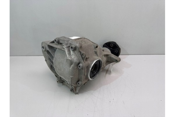 BMW G30 G31 G15 G11 BRIDGE DIFFERENTIAL REAR 8647115 2 93 4 0i Part manufacturer BMW OE