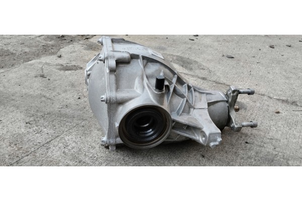 DIFER REAR BRIDGE MERCEDES E CLASS W213 E300de 24r A2143505402 2 812 Car type 4x4 SUV passenger cars