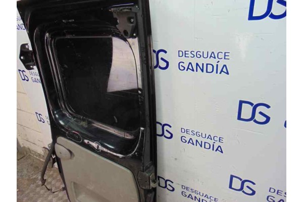 NEGRO  NO IDENTIFICADO RENAULT TRAFIC II FURGÓN L1H1   Caja cerrada, corto 2004 NEGRO 177669 RENAULT - 5