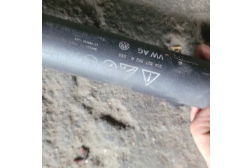MECHANIZM ELEKTRYCZNEJ KLAPY VW TIGUAN III 2GA827851E 2GA827552B 5WC959107 Part manufacturer Volkswagen OE