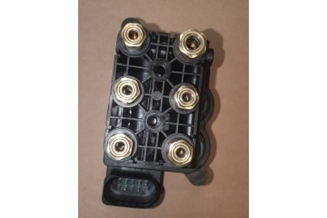 Distribution block Valve AIRMATIC Mercedes W166