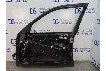 NEGRO  PUERTA DELANTERA DERECHA BMW SERIE 5 TOURING (E39) 530d 2003 NEGRO 179275 BMW - 2