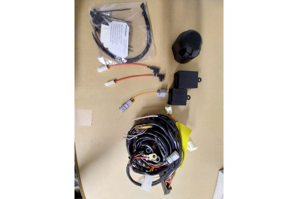 Electrical installation for towing hook Suzuki Swift 990E0 53R65 000