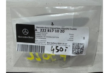 MERCEDES BENZ GLA X156 Nameplate for front fender A2228171020 Catalog number of the part Jk A2228171020