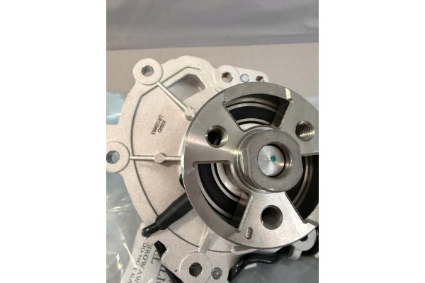 Water Pump LAND ROVER DISCOVERY V L462 LR129893 Jaguar 204dtd 204dta Catalog number of the part LR129893