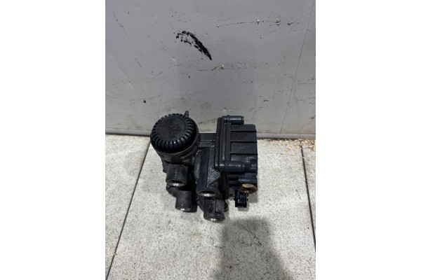 VALVE EUROPA MERCEDES ACTROS MP4 ATEGO 3 A0014311213 Catalog number of the part ZAWOR A0014311213
