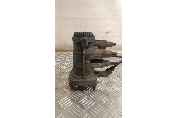VALVE EBS SEMI TRAILER SCANIA KNORR BREMSE K000089 Car type trucks