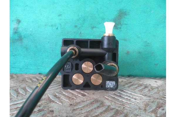 MAIN BRAKE VALVE SCANIA G410 23R Catalog number of the part 2509523 SCANIA