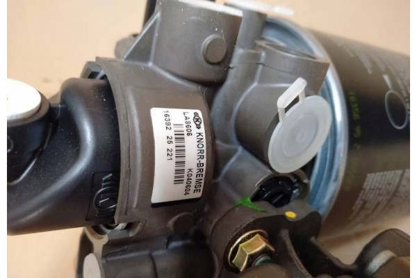 IVECO STRALIS OSUSZACZ POWIETRZA LA8606 K040604 AE4660 K048307 Catalog number of the part LA8606 K040604 AE4660 K048307