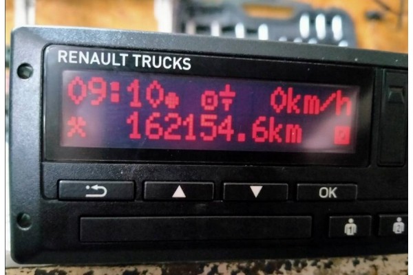 RENAULT VOLVO FH TACHOGRAF CYFROWY 7425816437 2019r