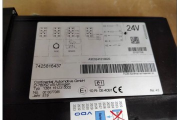 RENAULT VOLVO FH TACHOGRAF CYFROWY 7425816437 2019r Part manufacturer Renault OE