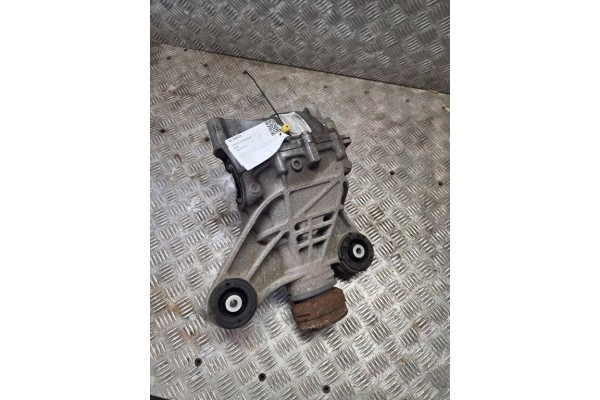 Rear reducer JAGUAR XE X760 G176097 2 0L diesel 120kW 2016