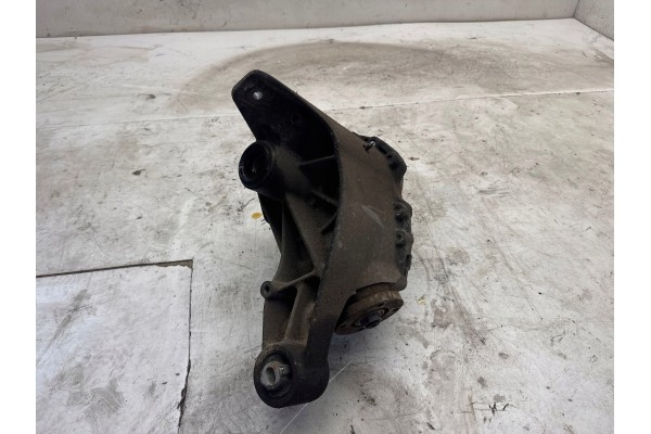 Rear differential Land Rover Discovery 4 LR4 LR017317 Installation side multipurpose