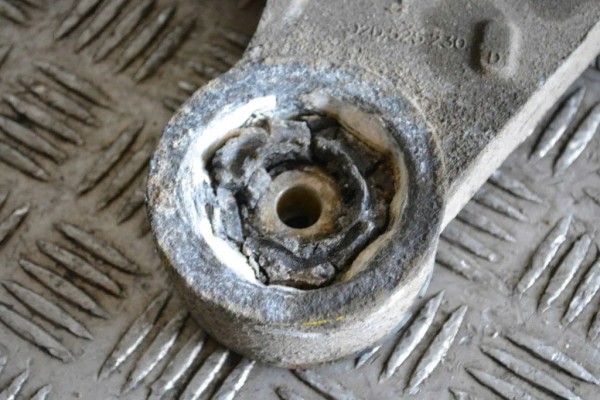 Rear reducer SKODA YETI 5L 0BR525010B 2 0L diesel 103kW 2012 Catalog number of the original 0BR525010B