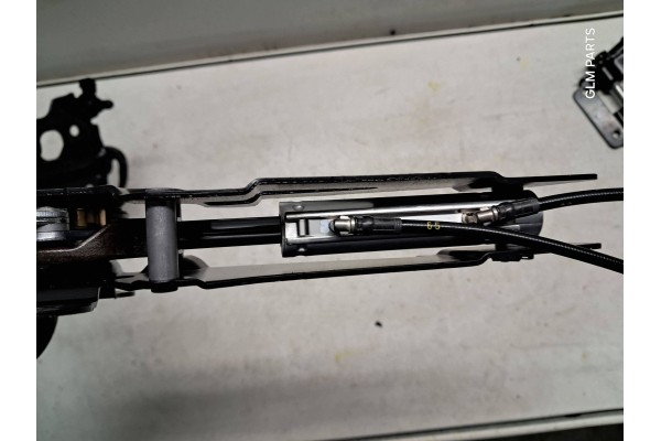 Mercedes Benz W207 convertible RYGLE Actuator folding roof lock A2097700226 Car type passenger cars
