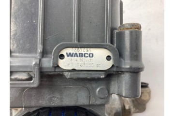 DAF LF XF CF 106 EURO 6 VALVE EBS MODULATOR EBS FRONT 4801066050 1867005 Product weight with unit packaging 7 kg