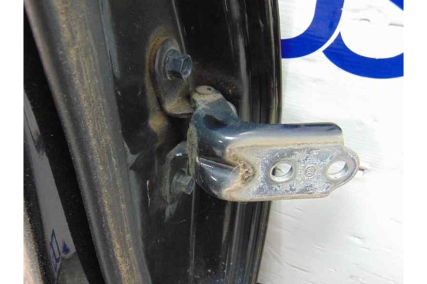 NEGRO PUERTA DELANTERA IZQUIERDA KIA SPORTAGE (KM)