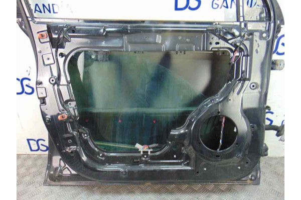 NEGRO PUERTA DELANTERA IZQUIERDA KIA SPORTAGE (KM)