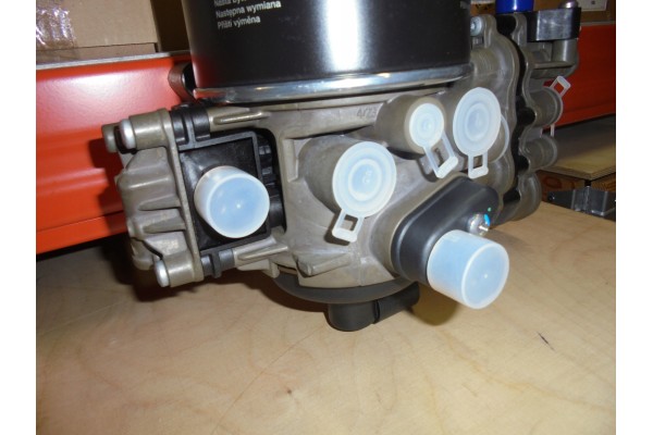 IVECO TRAKKER STRALIS 41285095 DEHUMIDIFIER Part manufacturer Iveco OE