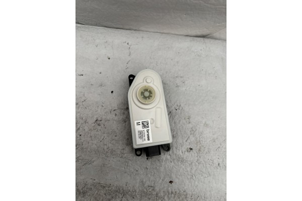 Control of the area active top BMW 9854640 Catalog number of the part 9854640
