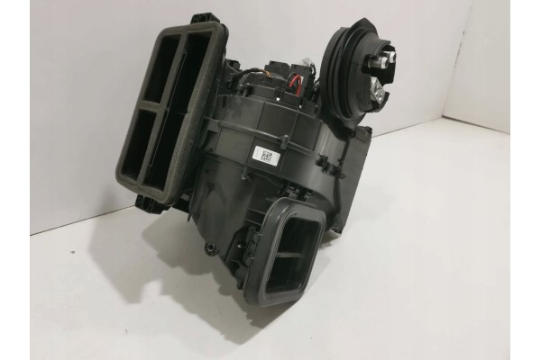 BMW 1 F40 HEATER FAN COMPLETE