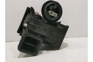 BMW 1 F40 HEATER FAN COMPLETE Part manufacturer BMW OE