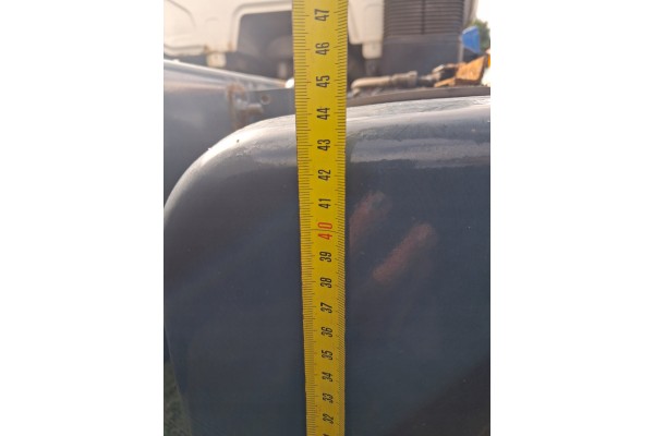 Soportes de Depósito de Combustible Volvo FL 130x59x43 310 Litros 208