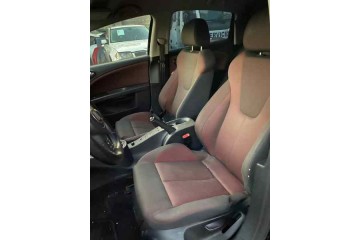 SEAT LEON (1P1) Stylance / Style