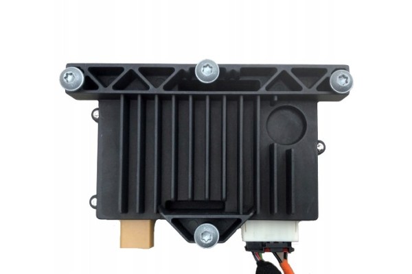 VW VOLKSWAGEN CURRENT CONVERTER 12V 220V SOCKET Part manufacturer Volkswagen OE
