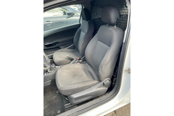 OPEL CORSA D Selective