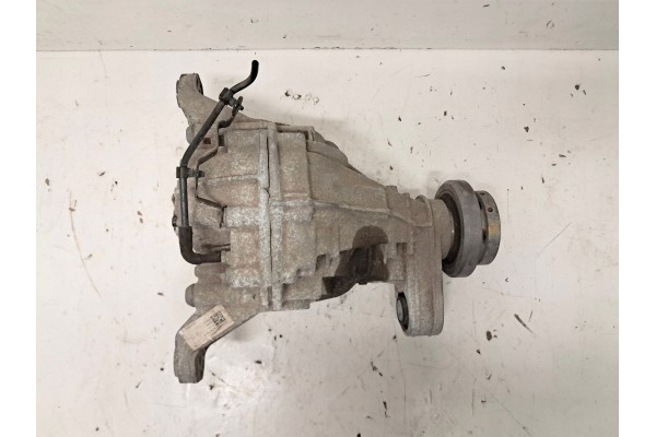 Rear differential Maserati Levante 06700376850 Installation side multipurpose