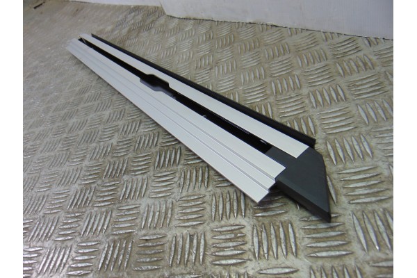 98247604ZD  NO IDENTIFICADO PEUGEOT 508 GT Line 2018 98247604ZD 199212 PEUGEOT - 1