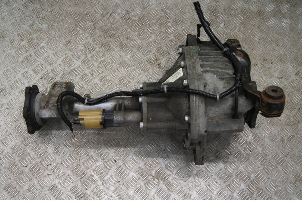 GMC Yukon XL 2015 DENALI 6 2 4WD Front Bridge Differential Front
