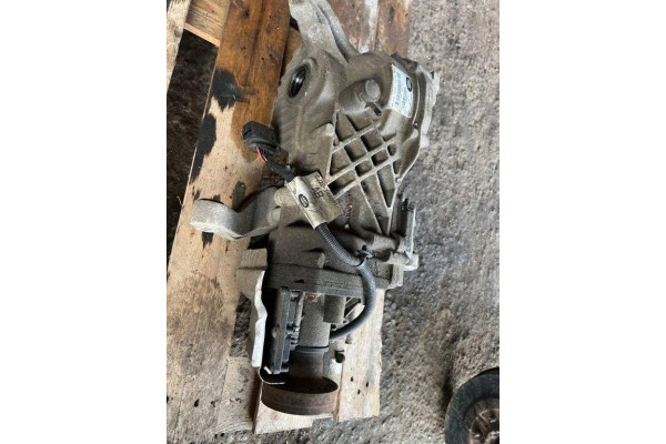 Rear reducer LAND ROVER RANGE ROVER EVOQUE Convertible L538 GJ324N053AB 2 0L Catalog number of the original GJ324N053AB