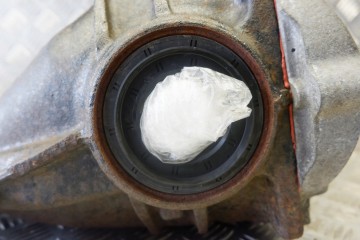 Rear reducer LEXUS LS _F4_ 4111050291 5 0L hybrid 327kW 2007 Catalog number of the original 4111050291