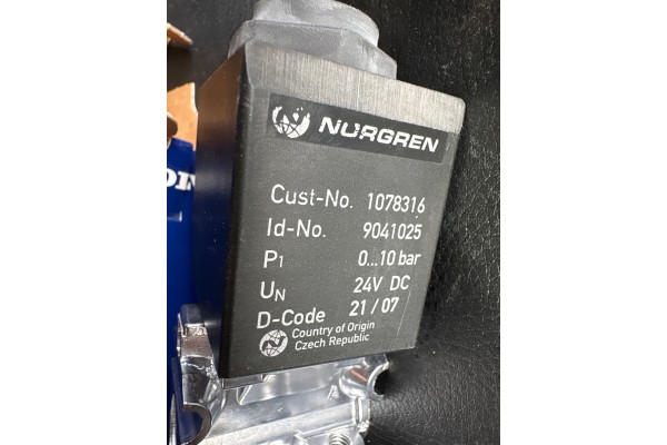 Solenoid valve PTO Volvo fh4 fh 5 Packaging status original