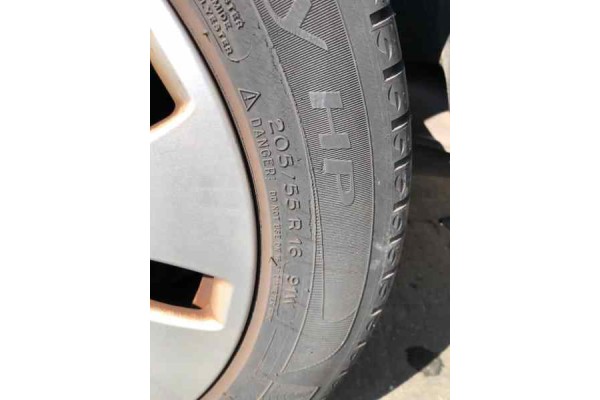 AUDI A4 AVANT (8E) 2.0 TDI