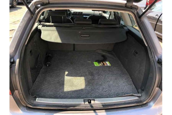 AUDI A4 AVANT (8E) 2.0 TDI