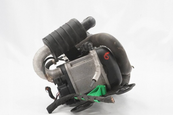 PARKING HEATER WEBASTO VW PASSAT B8 3Q0815005AM 9037060F Catalog number of the original 9037060F